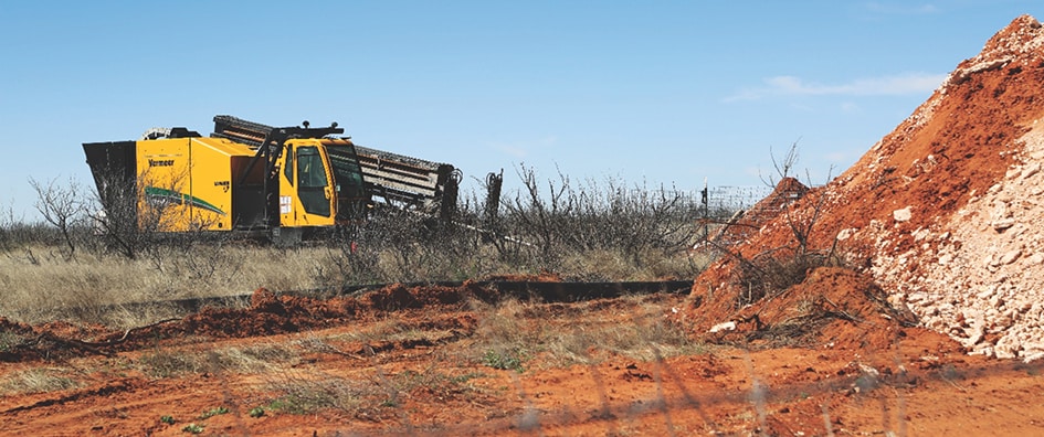 Vermeer D100x140 horizontal directional drill on jobsite